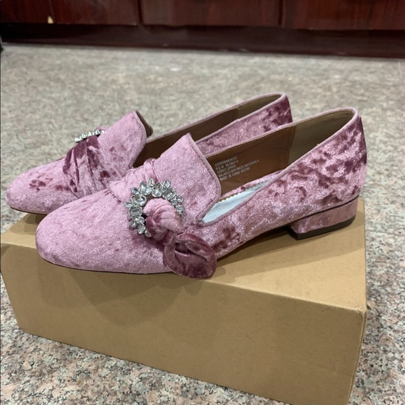 NWT Corrina Velvet Flats/Loafers size 10 - Picture 8 of 17